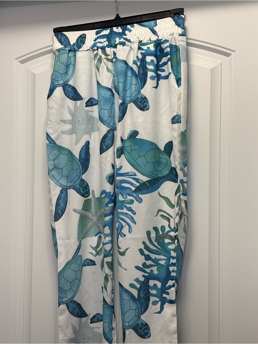 Women’s Sea Turtle Print Joggers - Teal/White